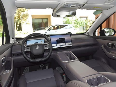 2025 Leapmotor C16 Image 15